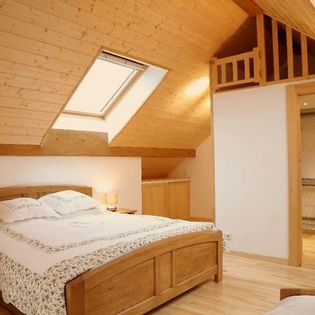 Gîte des Prés de la Douce Essert Exterior foto