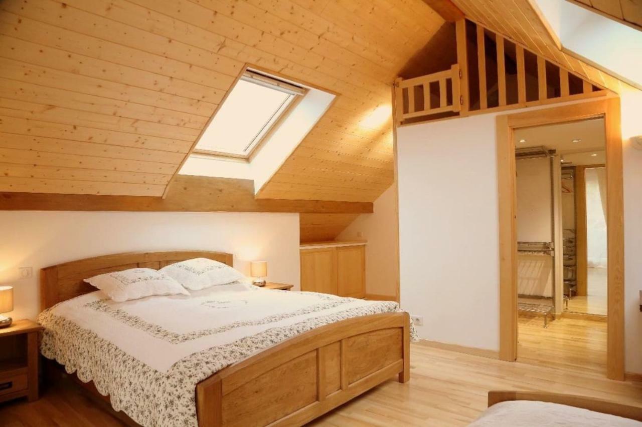 Gîte des Prés de la Douce Essert Exterior foto