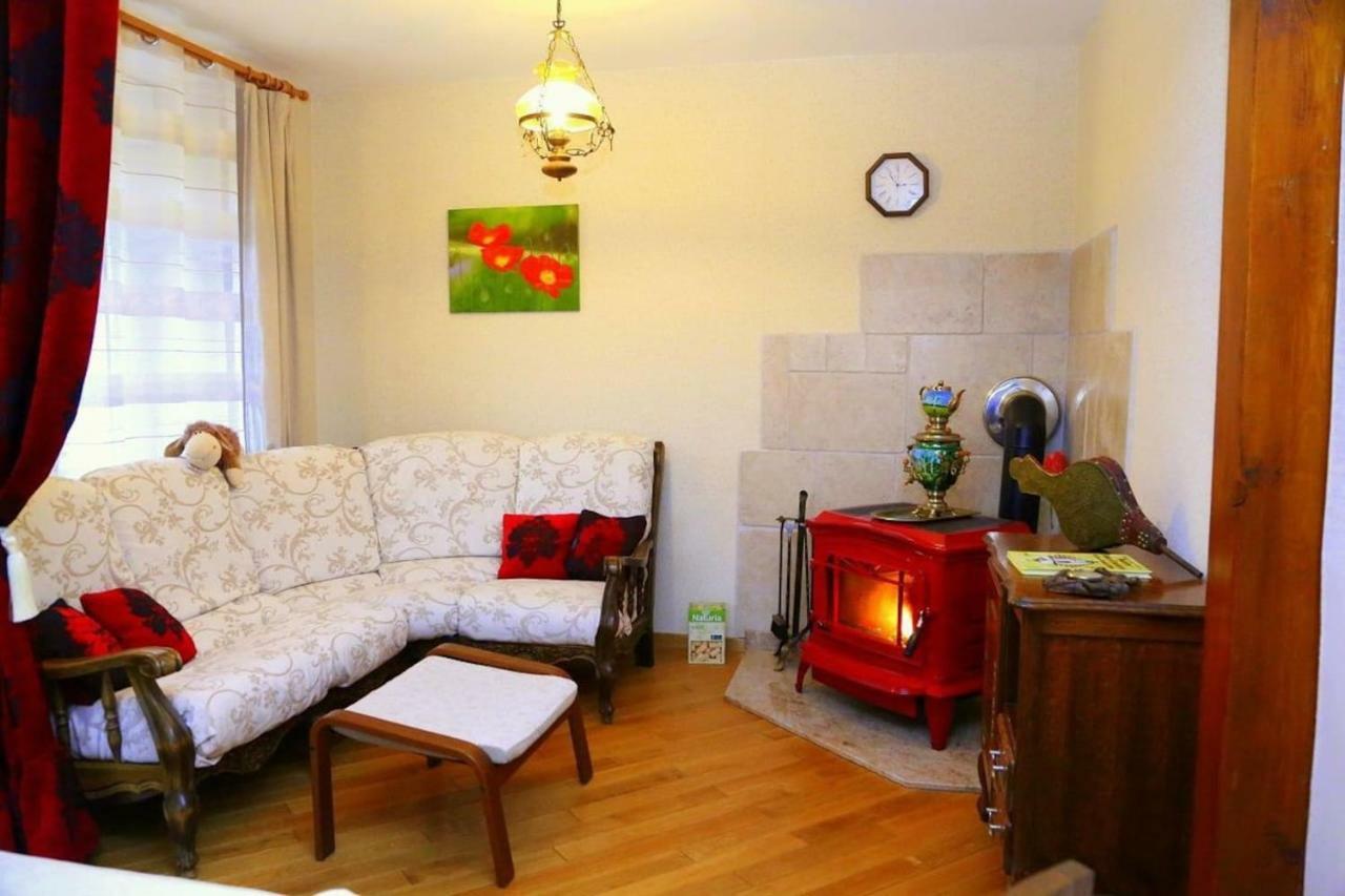 Gîte des Prés de la Douce Essert Exterior foto